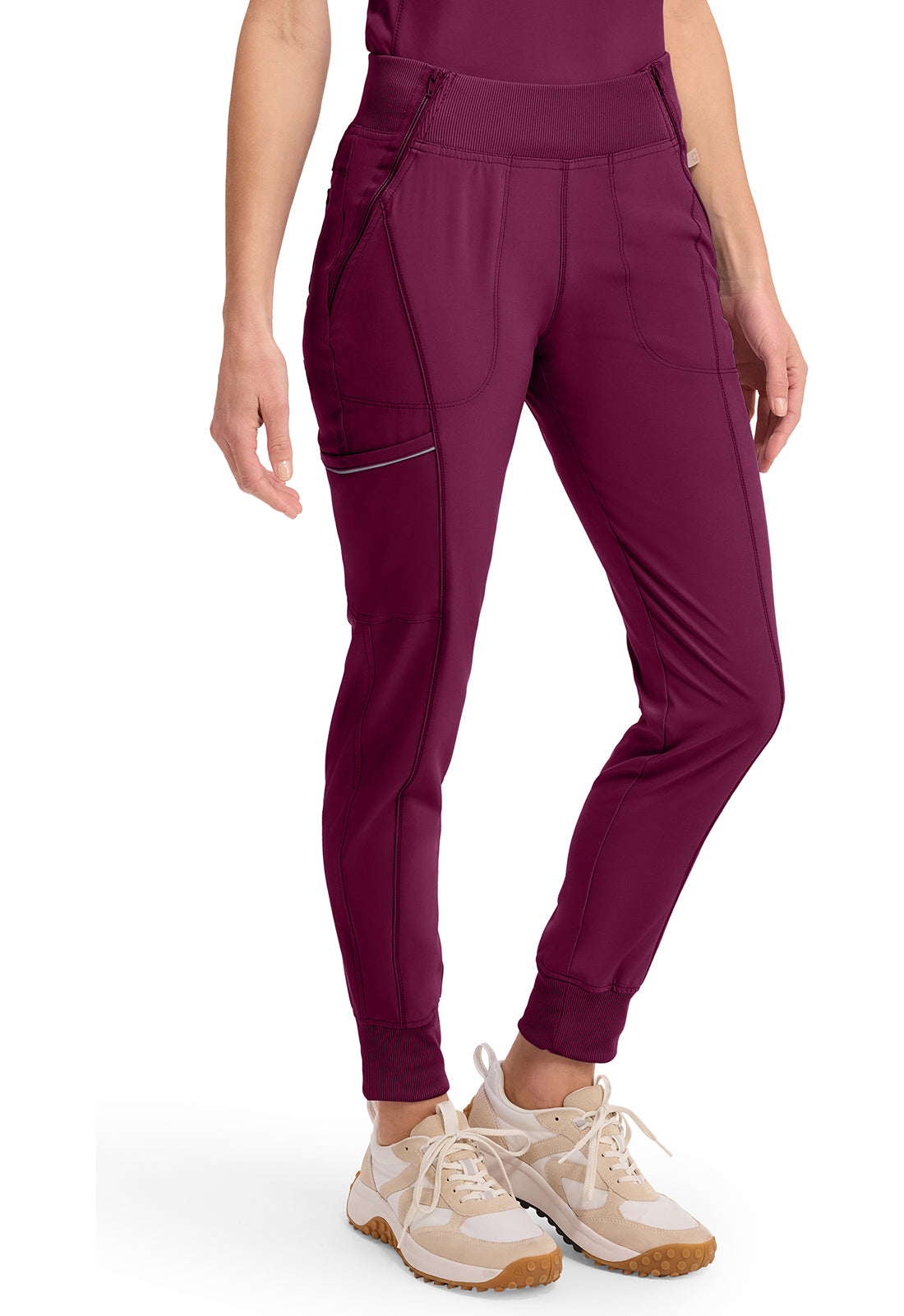 Cherokee Mid Rise Tapered Leg Jogger Pant met ribgebreide tailleband en reflecterende details CKE110A