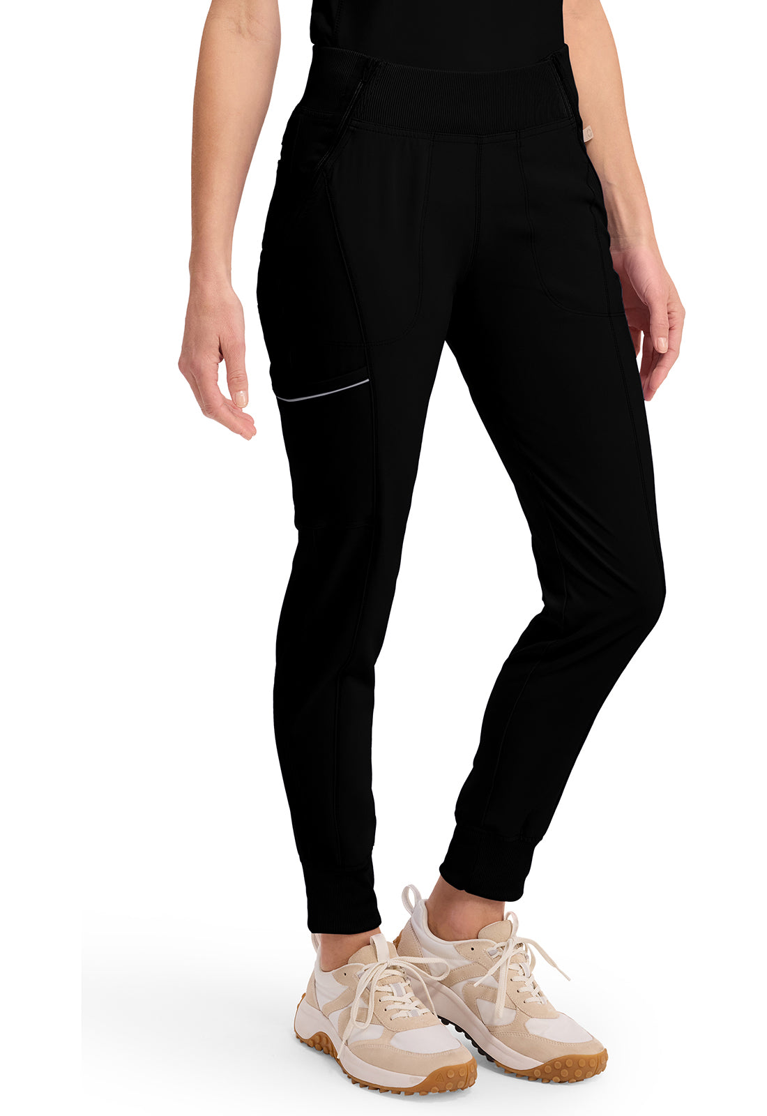 Cherokee Mid Rise Tapered Leg Jogger Pant met ribgebreide tailleband en reflecterende details CKE110A