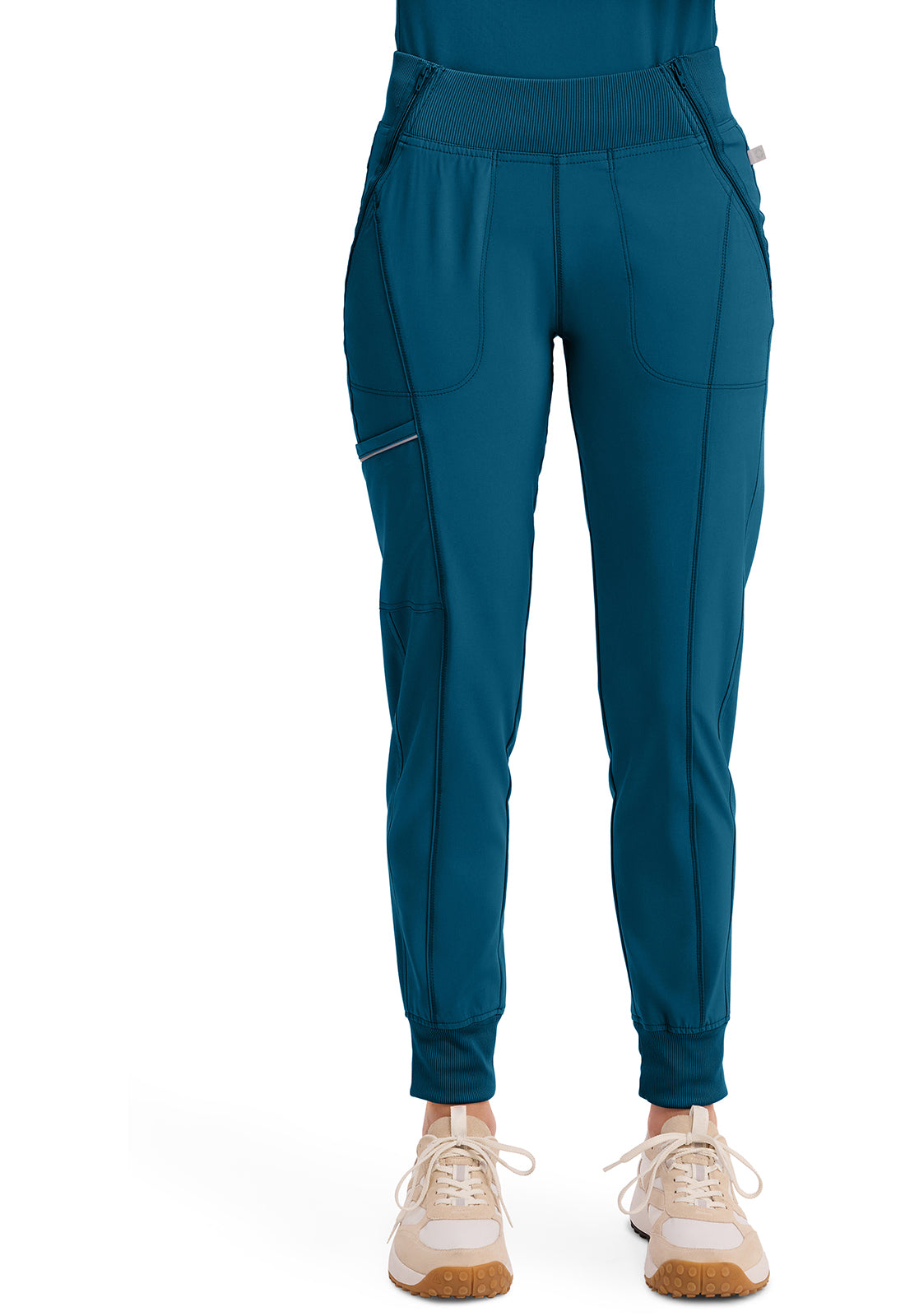 Cherokee Mid Rise Tapered Leg Jogger Pant met ribgebreide tailleband en reflecterende details CKE110A