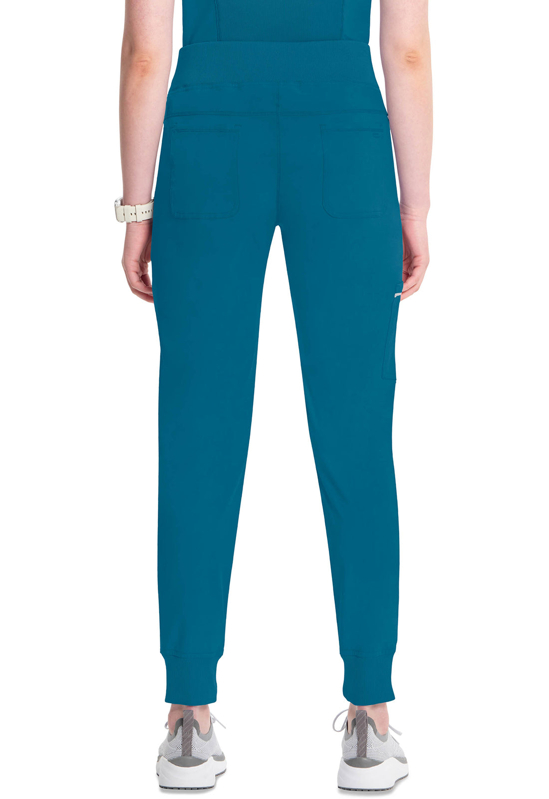 Cherokee Mid Rise Tapered Leg Jogger Pant met ribgebreide tailleband en reflecterende details CKE110A