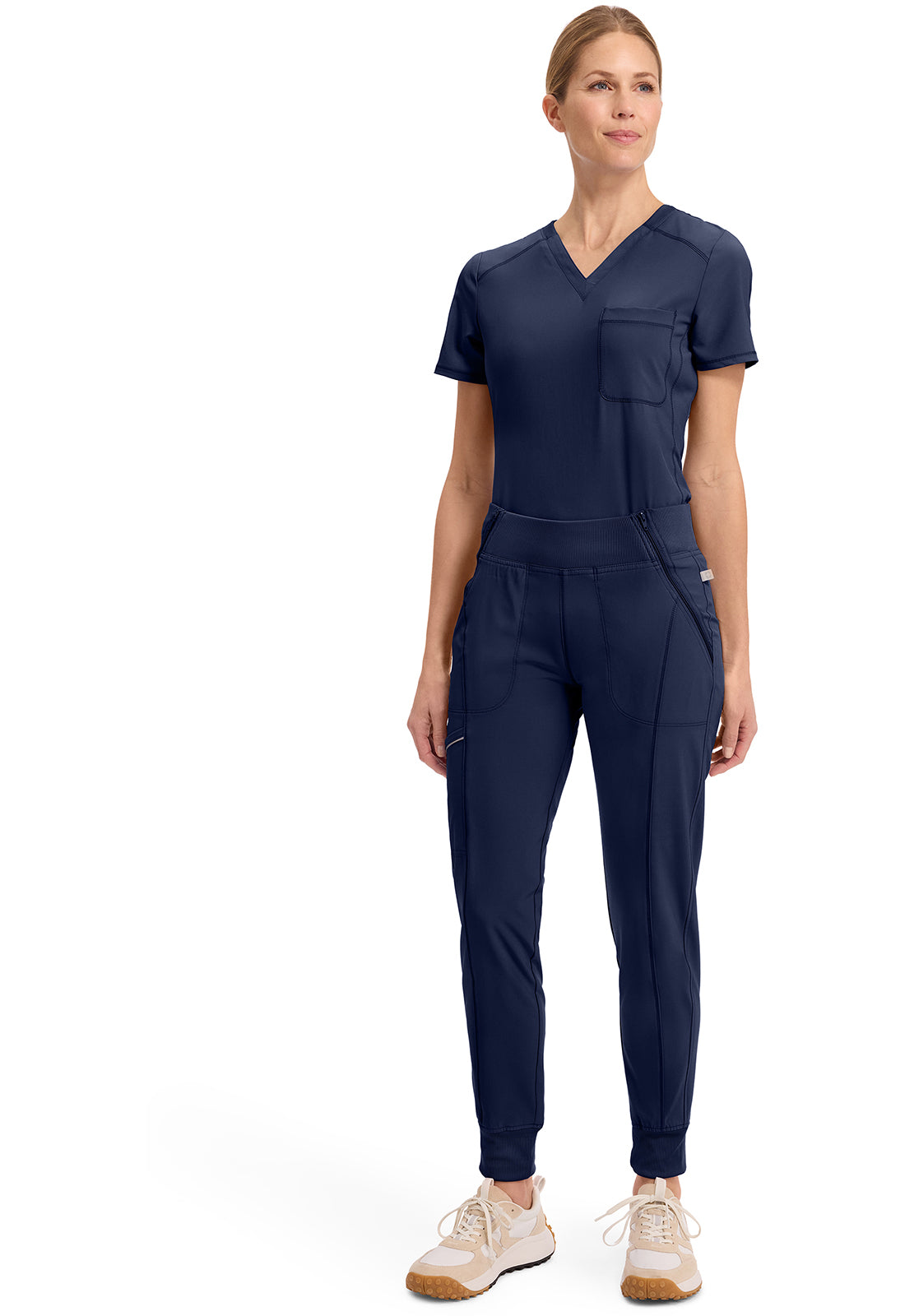 Cherokee Mid Rise Tapered Leg Jogger Pant met ribgebreide tailleband en reflecterende details CKE110A