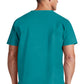 Unisex top met V-hals die in de broek gedragen kan worden met borstzak en zijsplitten