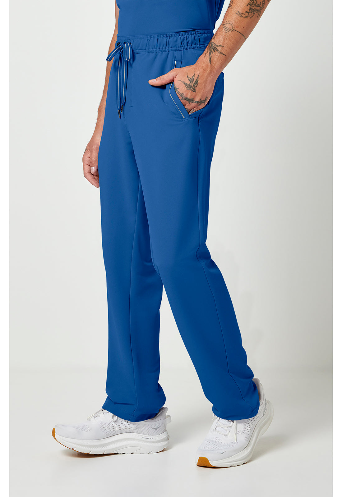 Noah-broek met middelhoge taille en rechte pijpen met stretchmateriaal