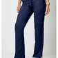 Mid-rise jeans met gematigde uitlopende pijpen en trekkoord met cargozakken en 2-way stretch WWE120