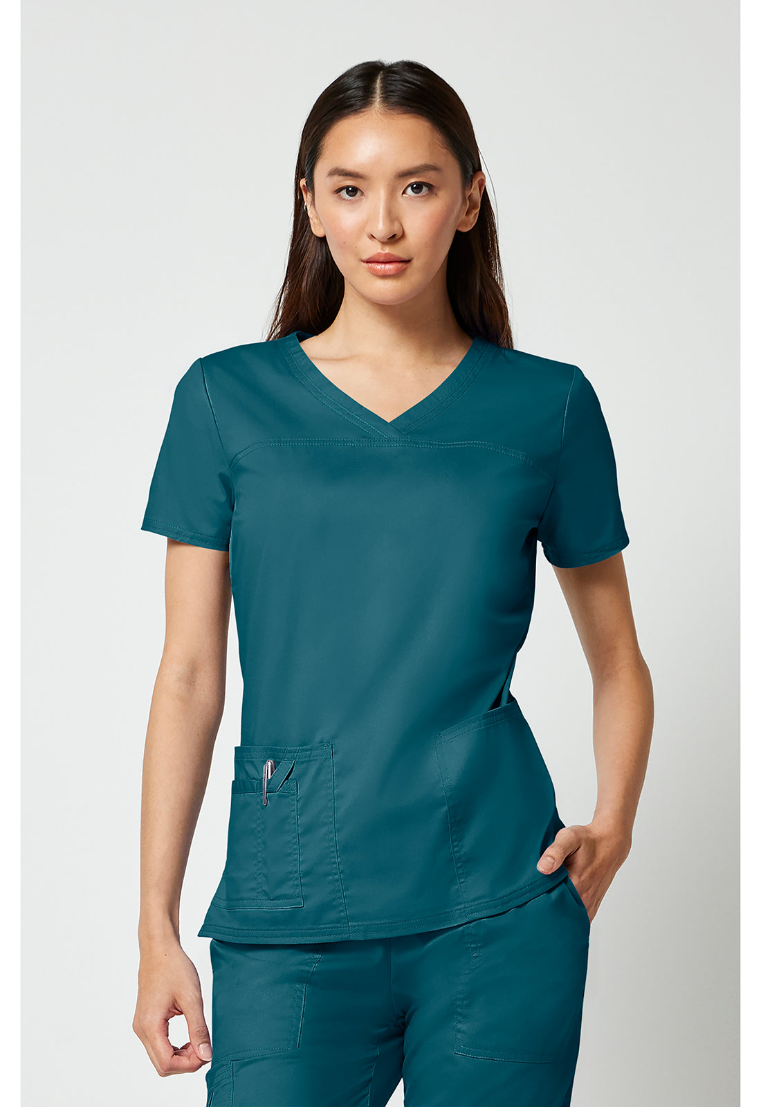 Cherokee Workwear Top met V-hals met gekruiste voorpanden en 2-way stretch WWE4727