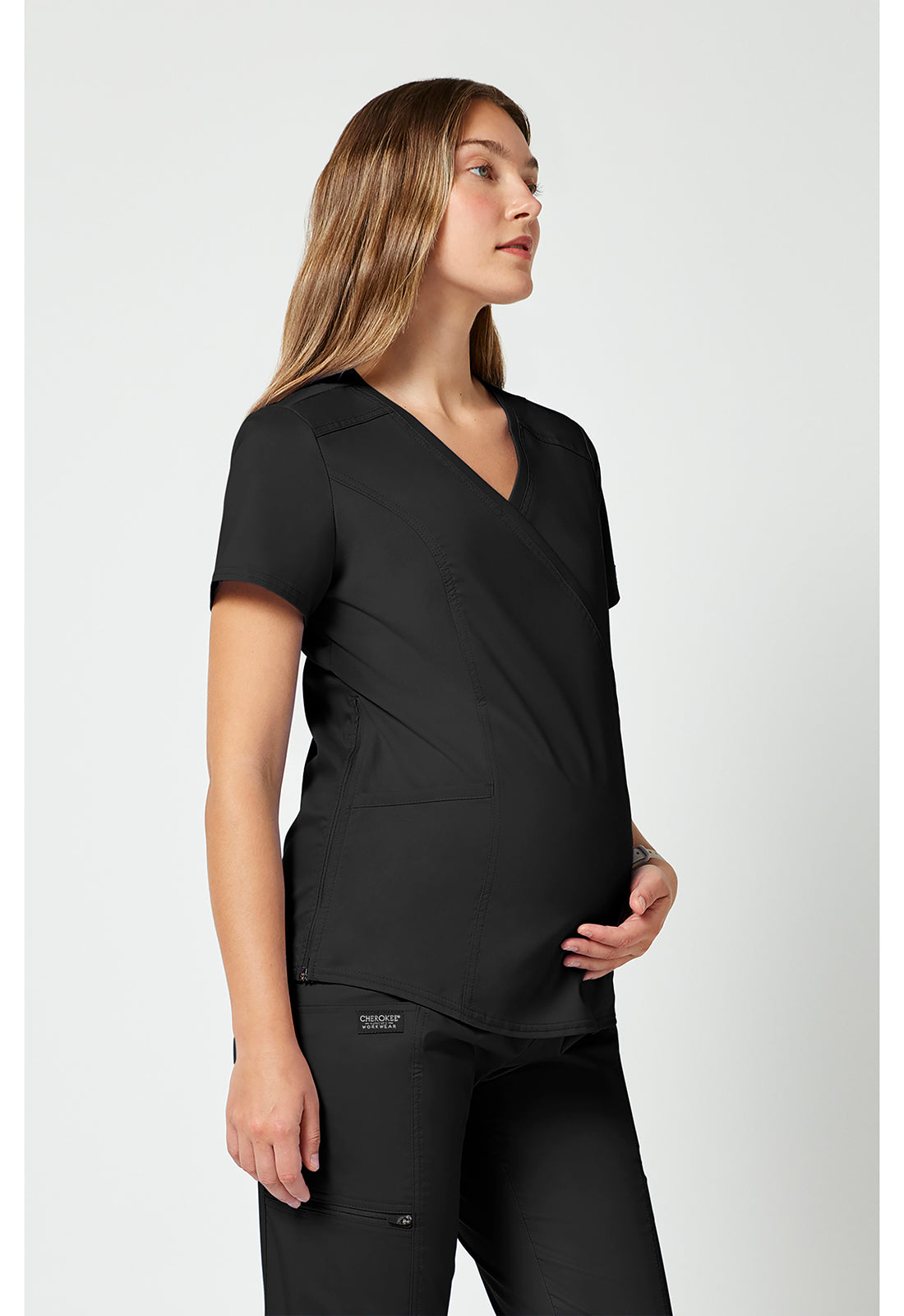 Cherokee Workwear Zwangerschapstop met wikkeleffect met verstelbare zijritsen en 2-way stretch WWE688