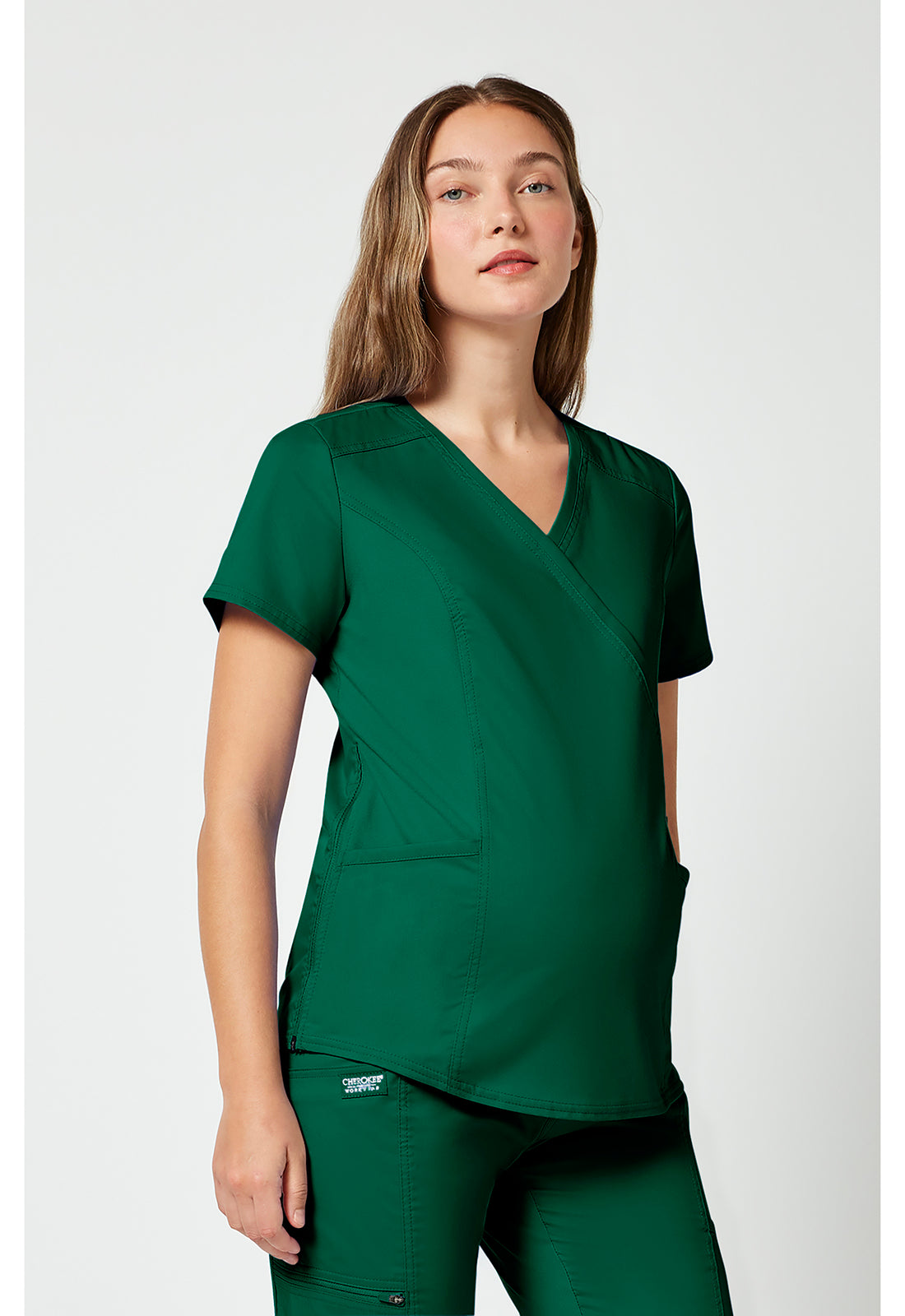 Cherokee Workwear Zwangerschapstop met wikkeleffect met verstelbare zijritsen en 2-way stretch WWE688